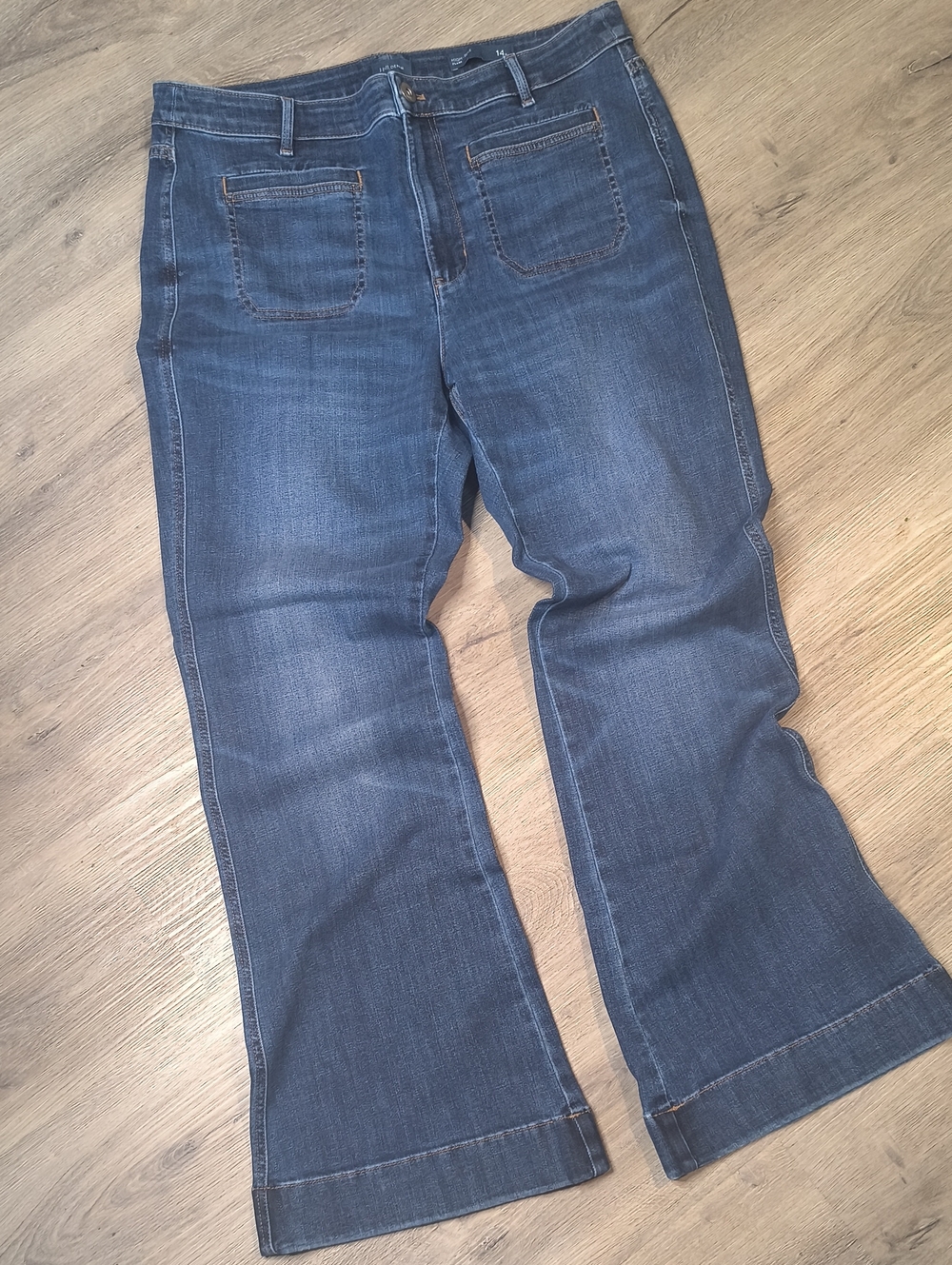 S1155 High Rise Flare w/30" Inseam 👖 J.Jill Women's Size 14 Jeans